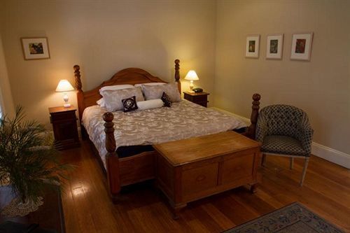 Tizzana Winery Bed And Breakfast Sackville Reach Екстериор снимка