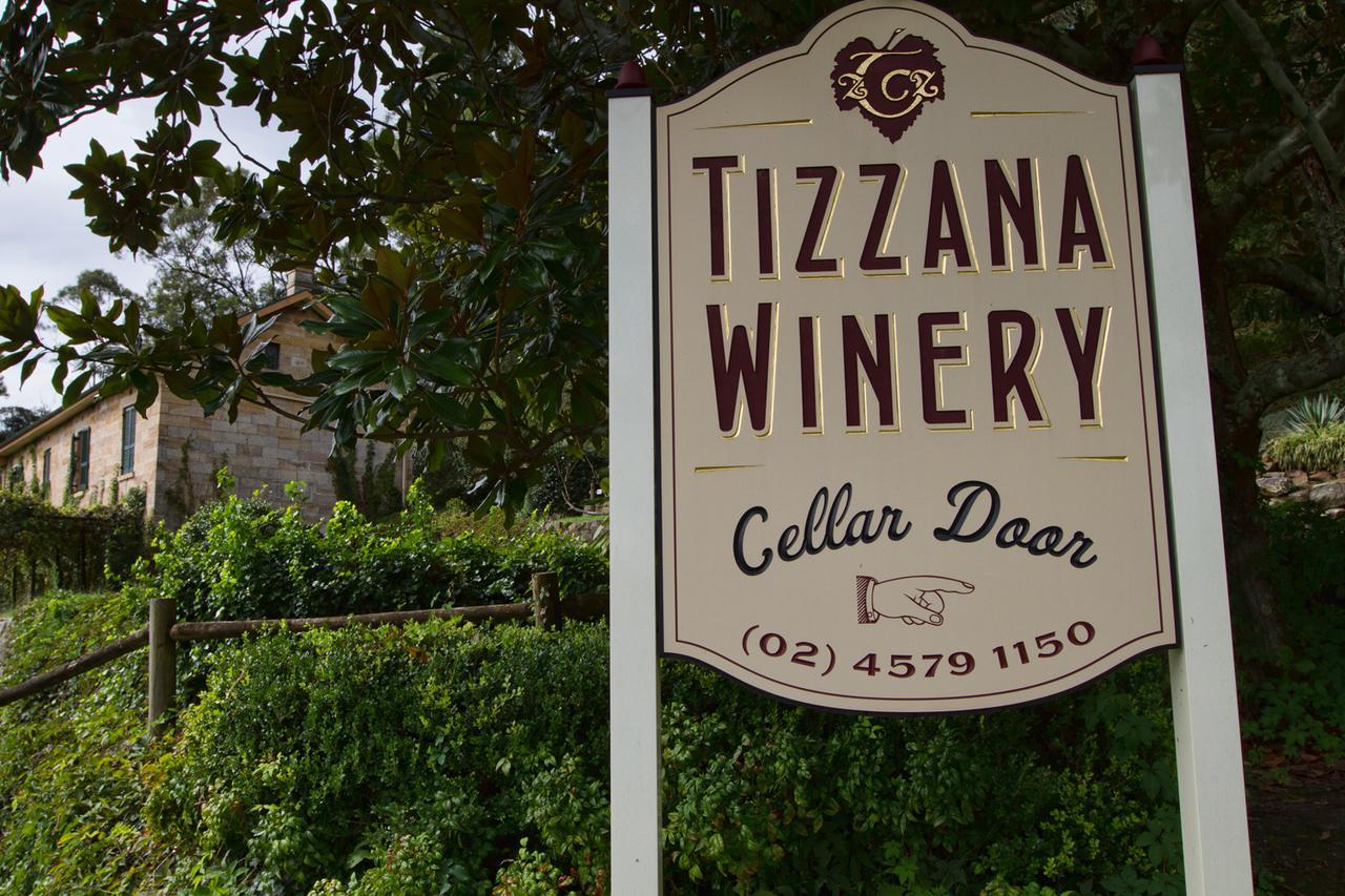 Tizzana Winery Bed And Breakfast Sackville Reach Екстериор снимка